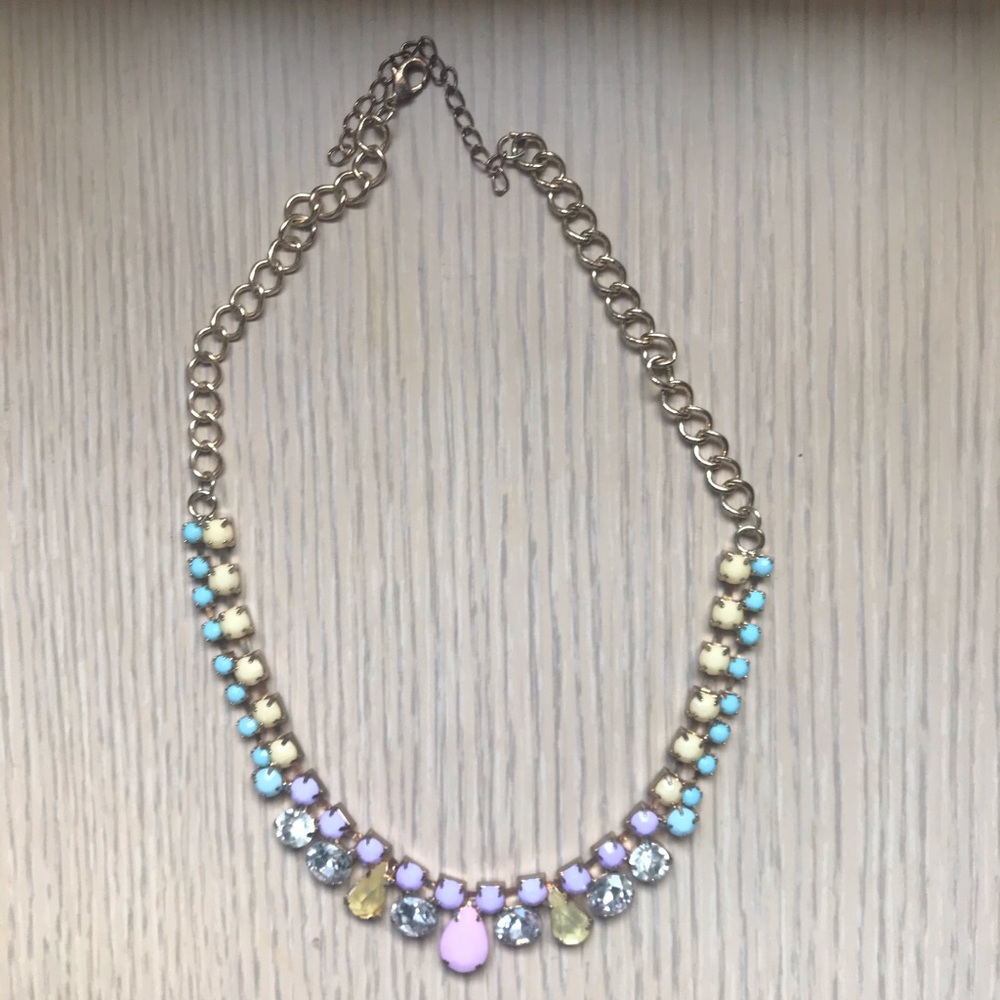 Multicolored Accent Necklace!